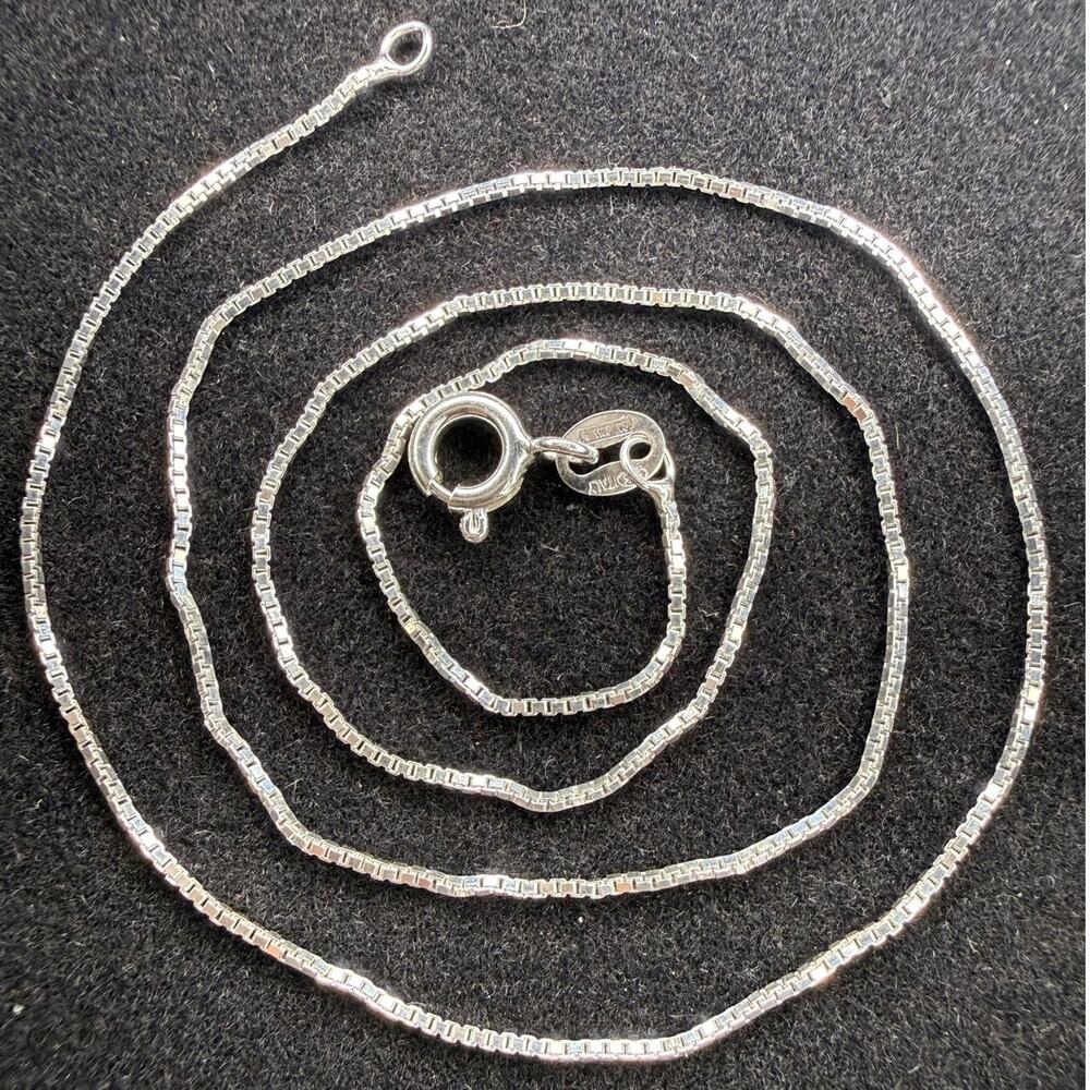 Solid 925 Sterling Silver Box Chain 16" Long 1mm Wide Made In Italy